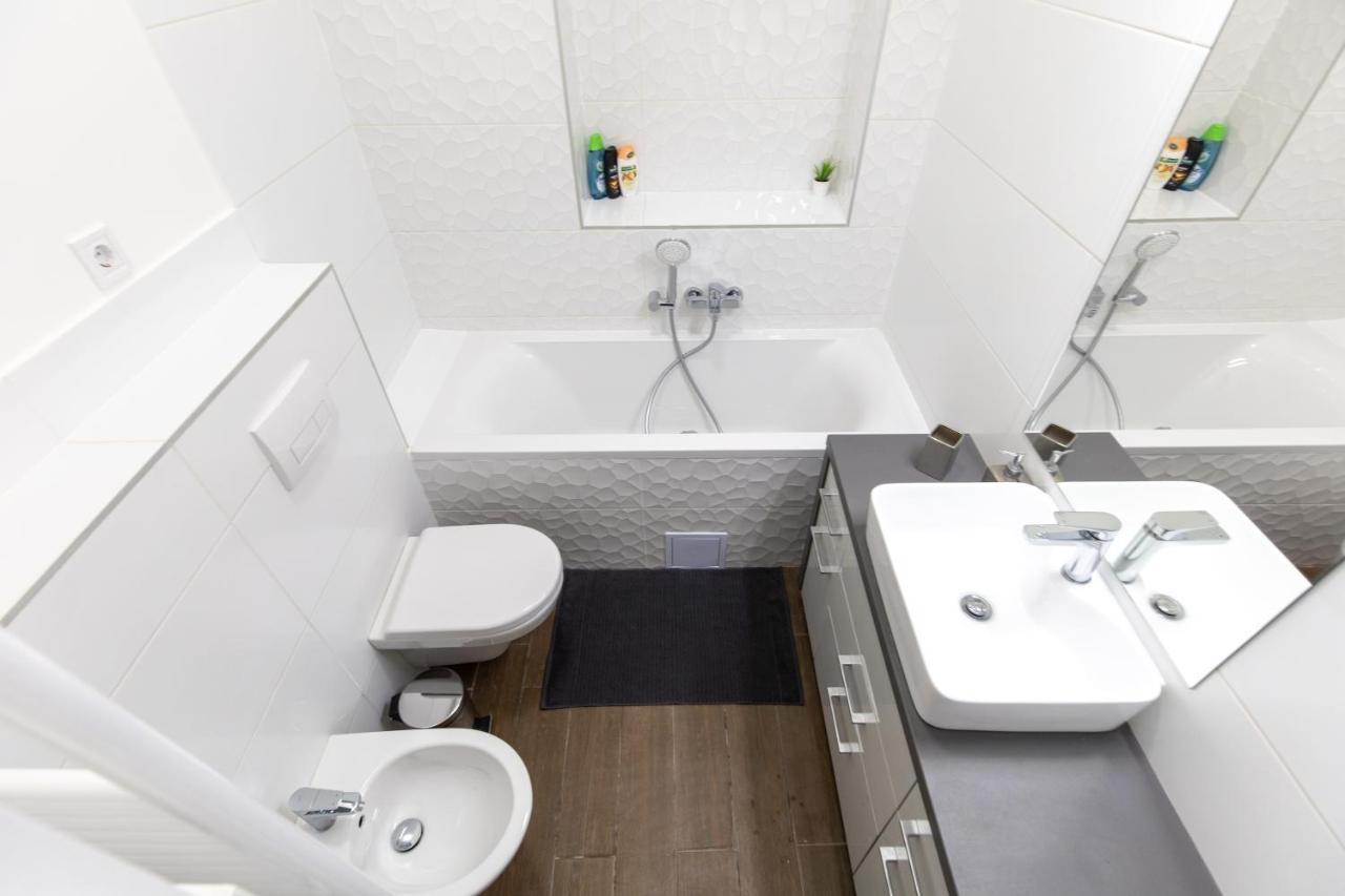 A37 Awesome Apartments Budapest Esterno foto